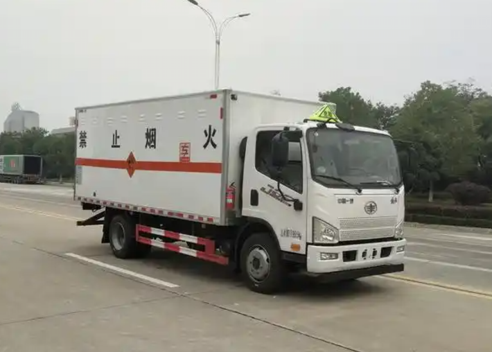 东台爆破器材运输车可以上高速吗？